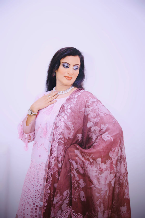 StyleOMania 3Pc Embroidered Suit