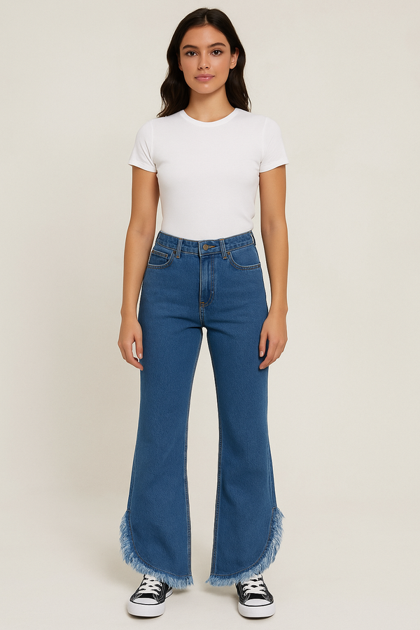 Side Split Wide Legged Jeans